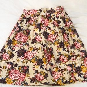 ModCloth floral skirt with pockets